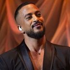 Slimane dévoile une version symphonique de son titre "Le vide"