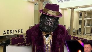 "On ne pouvait pas l'imaginer un instant !" : Dans Mask Singer, l'énorme surprise du Gorille qui a pris les enquêteurs de court