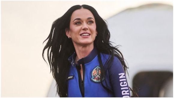 Katy Perry : son vol dans l'espace fait scandale