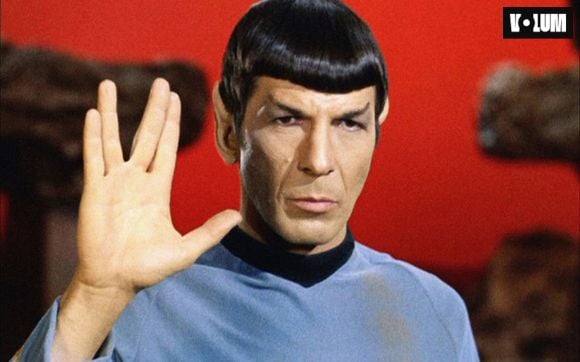 Le salut vulcain de Spock (Leonard Nimoy) dans Star Trek