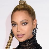Beyoncé : regardez sa statue de cire ratée !
