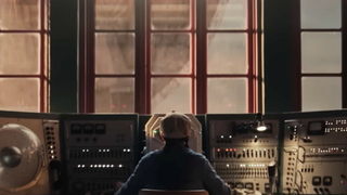 C'est confirmé, la série de science-fiction épique de Netflix reviendra bientôt pour une saison 2, mais elle sera nettement plus courte