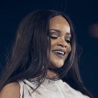 Rihanna : une tournée et deux albums ?