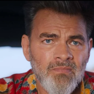 Clovis Cornillac dans Vacances forcées