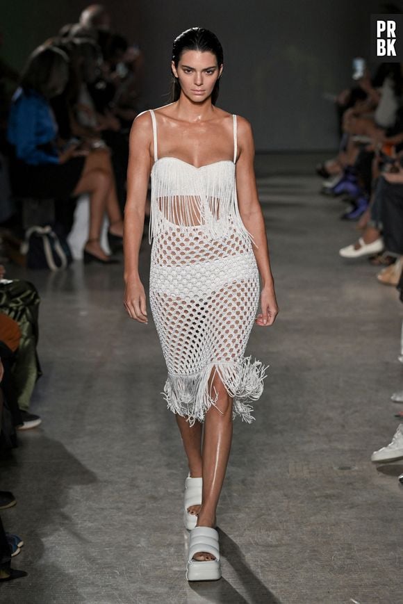 Kendall Jenner - Défilé de mode Proenza Schouler Prêt-à-porter printemps-été 2023 lors de la Fashion Week de New York au Hall des Lumieres à New York City, New York, Etats-Unis, le 9 septembre 2022.
