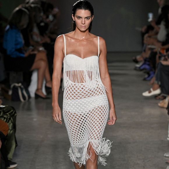 Kendall Jenner - Défilé de mode Proenza Schouler Prêt-à-porter printemps-été 2023 lors de la Fashion Week de New York au Hall des Lumieres à New York City, New York, Etats-Unis, le 9 septembre 2022.