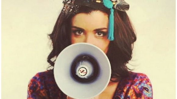 Concert : Jenifer monte le ton pour YouTube