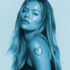 Karol G va sauver votre été avec son nouvel album : écoutez son feat avec Bruno Mars !