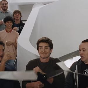 Andrew Garfield effrayé par l'IA après son rôle dans Artificial