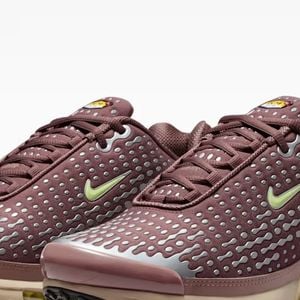 Kylian Mbappé x Nike Air Max Plus VII