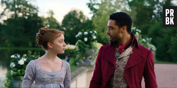 Phoebe Dynevor (Daphne) & Regé-Jean Page (Simon) remplacés dans la Chroniques des Bridgerton