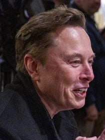 Elon Musk a transformé une usine abandonnée aux États-Unis en superordinateur le plus puissant du monde. Personne n'a pensé aux voisins