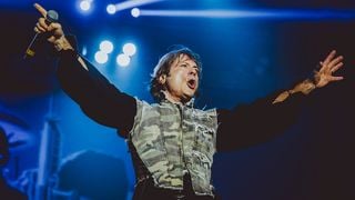 "Tout le monde se renvoie la balle" : les excuses de Paris La Défense Arena après le concert interrompu d'Iron Maiden ne passent pas