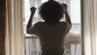 N°1 en 48h sur Netflix, ce film français cartonne, même sa réalisatrice est surprise : "Ca me dépasse complètement"