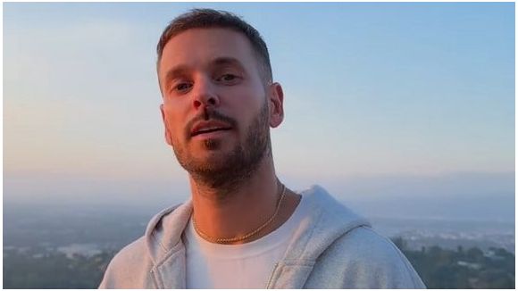 M. Pokora romantique sur "Mille fois"
