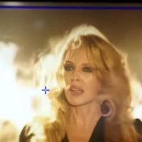 Kylie Minogue pète les plombs en plein tournage