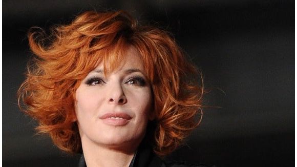Mylène Farmer : nouveau single & projets avec Ocean Drive ?