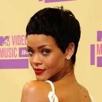 Rihanna a ouvert la cérémonie des MTV VMA's