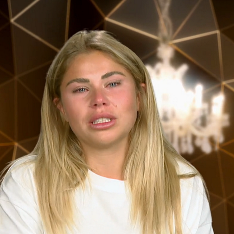 Les Cinquante : virée après avoir triché, Kelly balance qu'elle n'était pas seule, "On a été se cacher aux toilettes"