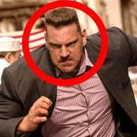 Il est la "plus grande star" de films d'action du moment, ​​et pourtant, presque aucun cinéphile ne le connaît