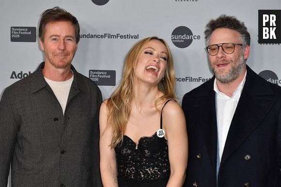 Avant-première du film The Invite lors du Festival du film de Sundance 2026 au Eccles Center Theater de Park City, dans l'Utah. Sur la photo : Edward Norton, Olivia Wilde et Seth Rogen.