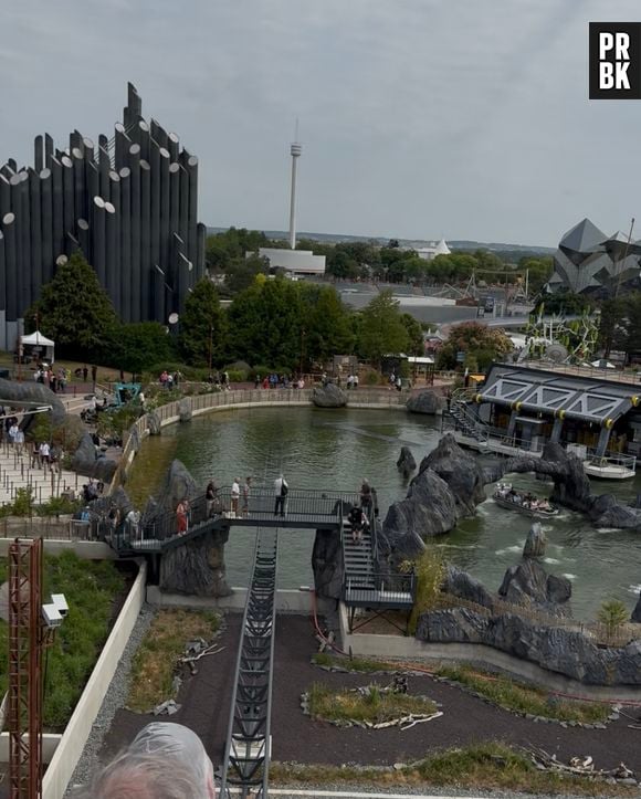 Mission Bermudes au Futuroscope : une chute finale de 16 mètres de haut à plus de 60 km/h