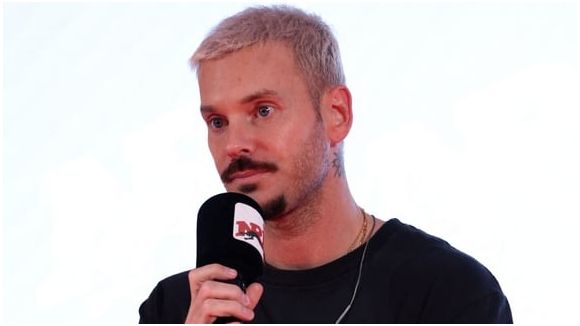 M. Pokora, blessé, rassure ses fans