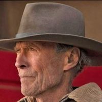 À 96 ans, Clint Eastwood s'en tient à une habitude quotidienne pour une longue vie : cette technique a également aidé d'autres célébrités