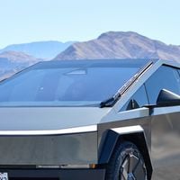 Il a laissé son Tesla Cybertruck branché et est parti en vacances : à son retour deux semaines plus tard, la voiture ne démarrait plus