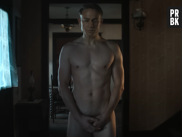 Charlie Hunnam dans Monstre saison 3