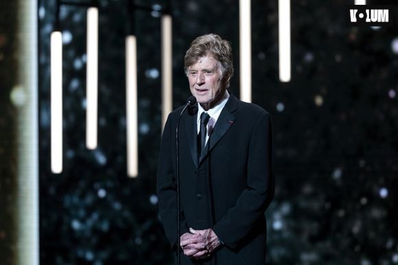Robert Redford reçoit un Cesar d'honneur à la 44ème cérémonie des Cesars à la salle Pleyel à Paris le 22 février 2019
© Borde / Jacovides / Bestimage #
Actor Robert Redford poses with the Cesar Honorary Award during the Cesar Film Awards 2019 at Salle Pleyel on February 22, 2019 in Paris, France | 00419243