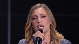 3 mois après sa défaite en finale de la Star Academy, Léa prête à doubler Ambre avec une première chanson ?