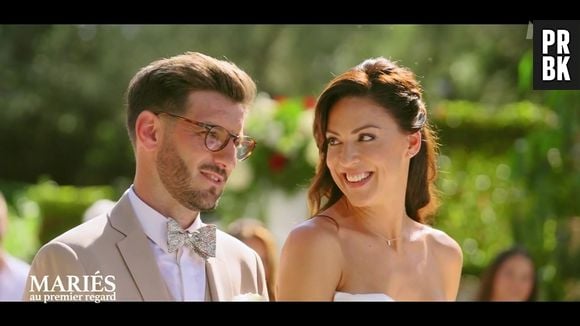 Perrine gênée par les caméras de Mariés au premier regard