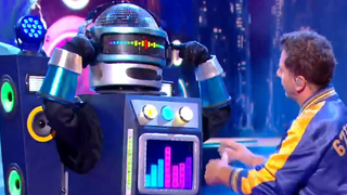 Mask Singer 2025 : Tibo InShape (DJ) démasqué avant même la diffusion, mais ce n'est pas un gros fail et on vous explique