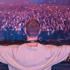 Ni David Guetta ni DJ Snake : ce DJ brise un record historique d'affluence avec son concert