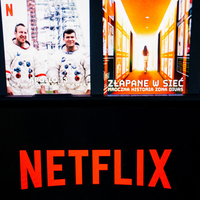 Un exploit inédit  : à lui seul, cet acteur français occupe TOUT le top 3 de Netflix !