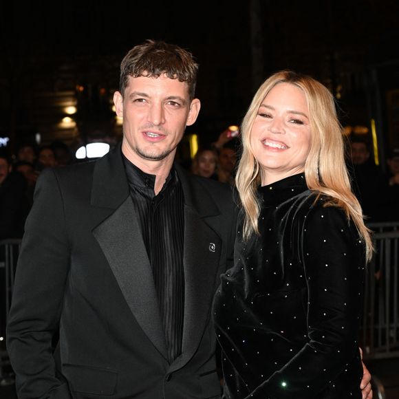 Virginie Efira et son compagnon Niels Schneider - Photocall au Fouquet's après la 48ème cérémonie des César à Paris © Coadic Guirec / Bestimage