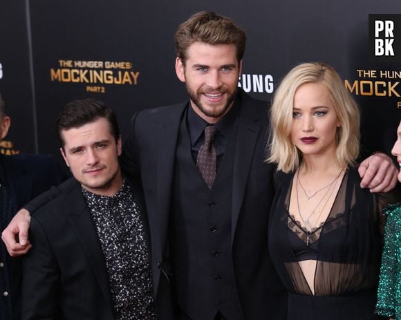 Josh Hutcherson, Liam Hemsworth et Jennifer Lawrence assistent à la projection spéciale de The Hunger Games : Mockingjay - Part 2 à l'AMC Loews Lincoln Square à New York, NY, États-Unis, le 18 novembre 2015. Photo by PBG/EMPICS Entertainment/ABACAPRESS.COM