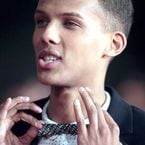 Stromae : ce tube emblématique franchit un milliard d'écoutes, seul un artiste francophone a fait mieux dans l'histoire
