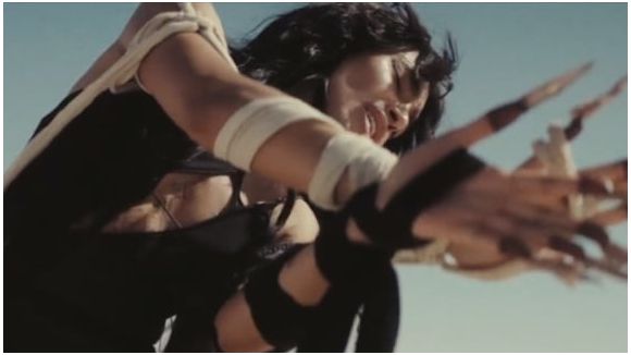 Loreen dans le désert pour "Is It Love"