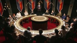 Les Traîtres : pas vu à la télé, un candidat enfreint les règles lors des votes, la prod doit intervenir !