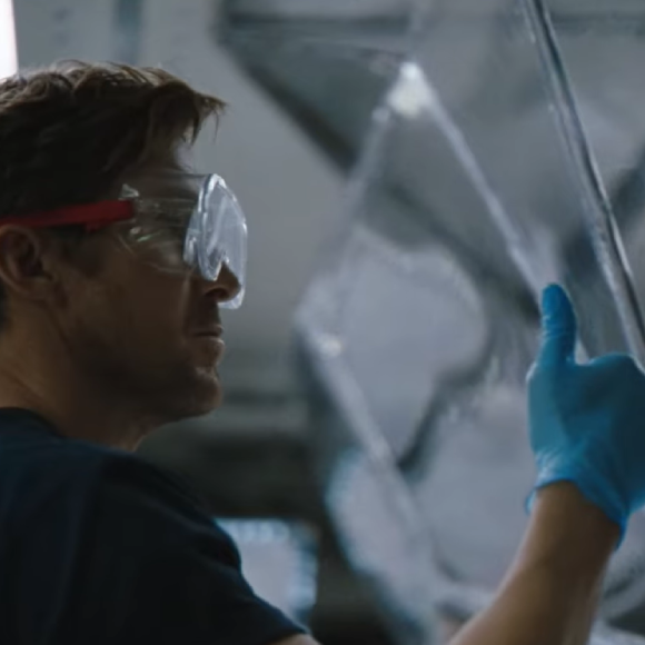 Ryan Gosling dans Projet dernière chance, le film de science-fiction qui cartonne au box-office