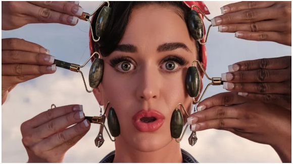 Katy Perry atomisée par la critique !