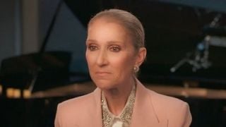 Céline Dion en larmes dans l'extrait du doc M6