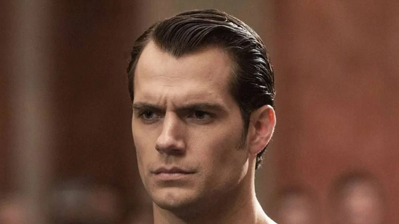 James Gunn confirme que l'univers DC voulait se débarrasser d'Henry Cavill après Justice League : "C'était beaucoup plus désorganisé qu'aujourd'hui"