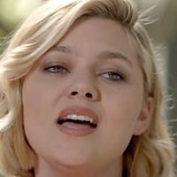 Louane reprend Jacques Brel et c'est magnifique
