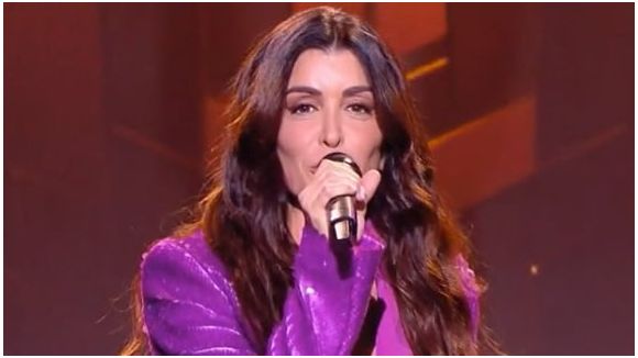 Jenifer chante "Au soleil", 21 ans après