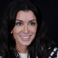 Jenifer assume-t-elle ses anciennes chansons ?