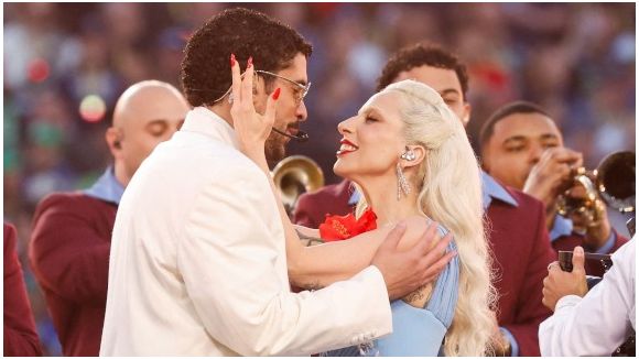 Bad Bunny : regardez sa performance au Super Bowl !
