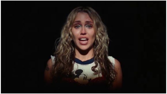 Miley Cyrus de retour avec "Used To Be Young"